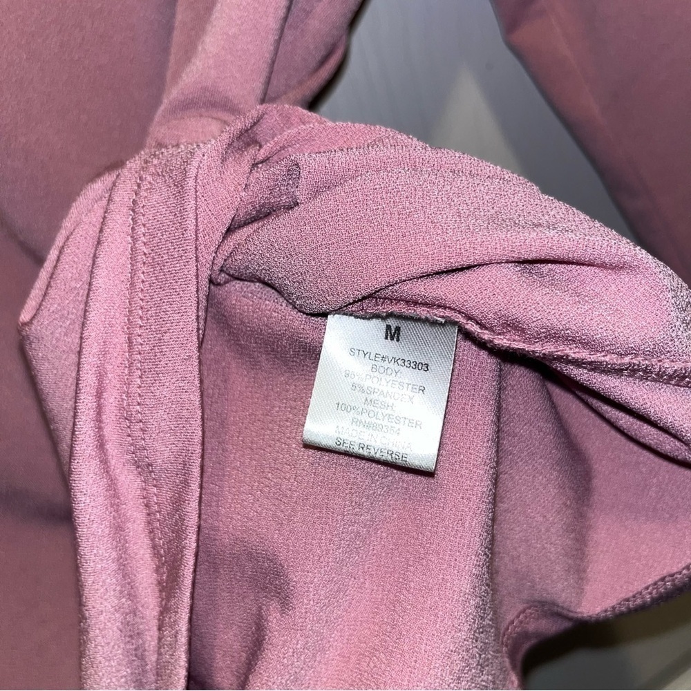 3/30$💥 Adrienne Vittadini top blouse Pink dot Women Medium long sleeve feminine - Picture 4 of 5